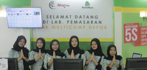  Tim Pelayanan Ritel SMK Multicomp